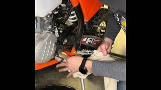 2023 KTM 500 EXCF oil change [upl. by Robertson822]