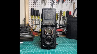 Yashica Mat 124G repair [upl. by Macfarlane221]