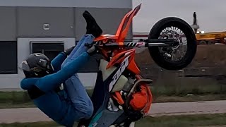 New ktm exc 350 wess supermoto akrapović 16 Gear wheelie onboard [upl. by Ofori]