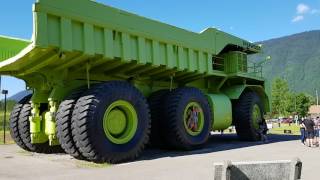 BIGGEST TRUCK IN THE WORLD  TITAN 3319 [upl. by Elleret]