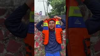 how to use life jacket 23591011 ragil tegar ngayomi [upl. by Lienaj]