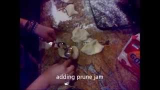 Buchty na pare  Steamed dumplings with prune jam [upl. by Tomkin]