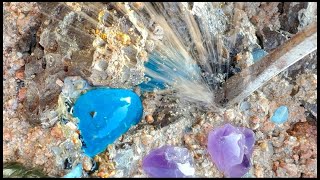 Amethyst ore contains a large number of sapphires Gold veins appear [upl. by Gibby]