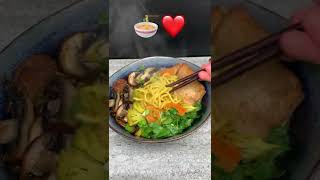 Schnelle asiatische Suppe Ramen in 5 Minuten zubereiten🍜 [upl. by Waverley]