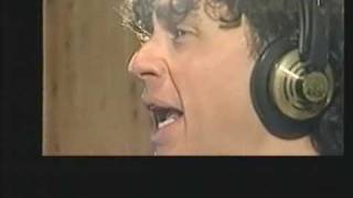 Magnus Uggla i studion 1993 4 sekunder Aktuellt [upl. by Marcile]