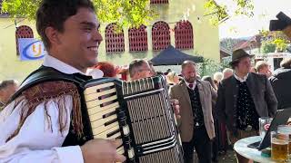 Das quotKoroski Kvintetquot spielte beim Erntedankfest auf der Oberen Fellach flott auf [upl. by Atined952]