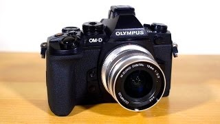 Olympus OMD EM1 Review  Hardware [upl. by Micki]