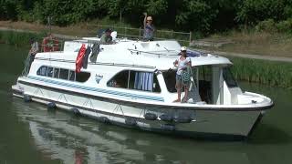 Canal latéral à la Garonne [upl. by Berns]