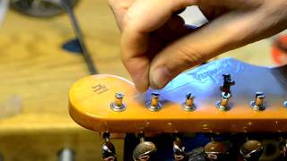 Fender Strat slot tuner restring tip to prevent Hi E slippage  keep it in tune by Bill Baker [upl. by Ney]