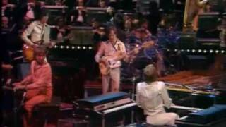 The Carpenters Live At The New London  Goodbye to love [upl. by Oirasor]