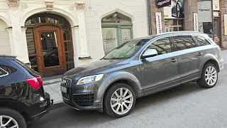 Audi Q7 V12 Diesel peak AudiSUV Also ceramic brakes [upl. by Aihsenek]