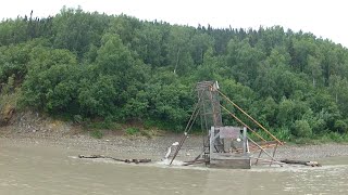 Catching Salmon Fish Wheel  Yukon River Alaska [upl. by Earized890]