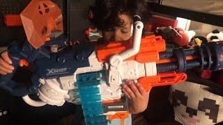 XShot Crusher with Nerf Accessories Modulus Blast Shield and Modulus Targeting Light Beam [upl. by Imtiaz]