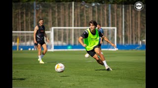 Seguimiento de Facundo Pellistri durante un entrenamiento  Deportivo Alavés [upl. by Enhpad]