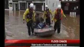 July 2007Gloucestershire floods BBC Pt 2 [upl. by Newol]