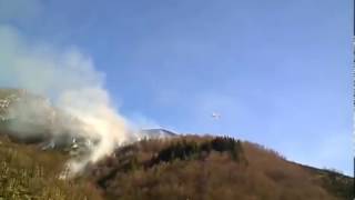 Les canadairs sécurisent lincendie de Mayres Ardèche [upl. by Yllim]