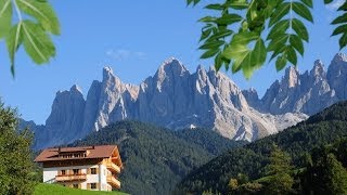 Proderhof  Bauernhofurlaub in Villnöss Südtirol  Agriturismo [upl. by Landri571]