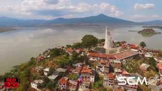 Lago de PaÌtzcuaro y la Isla de Janitzio [upl. by Eeldivad]