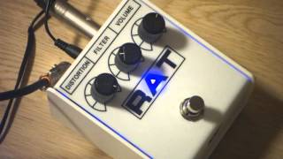 Proco Rat 2 white doom sludge [upl. by Jessika596]