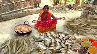 Gaichi fish in bihar gaichi fish recipescookingamp eating in villagefish catching videosmalgi fish [upl. by Roseline]