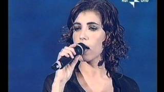 Giorgia  Medley quotCome Sapreiquot amp quotGirasolequot  Live Domenica In  2001 [upl. by Norling]