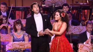 Wer Uns Getraut sung by Carmen Monarcha and Morschi Franz in Dresden [upl. by Graybill295]