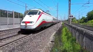 Treni velocissimi in transito2016 stazione MiraMirano Venezia [upl. by Yadsnil]