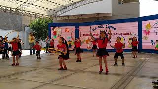 Baile Hula Hoop  Día del Logro 2018  Aula Alegría [upl. by Kannan]