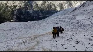 Valle dAosta salvati allalba gli 8 corridori del Tor des Glaciers in difficoltà per raffiche [upl. by Hokanson150]