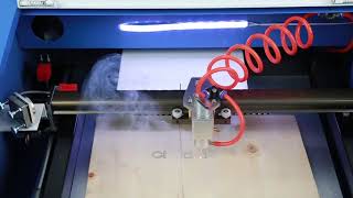 【Cloudray Laser】 40W co2 laser engraving machine working [upl. by Inalawi]