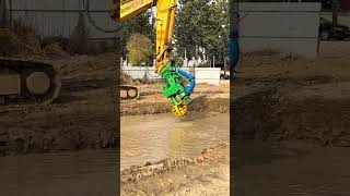 excavator everyone this is an excavator silt pump hydraulic JCB video m016 [upl. by Rainah]