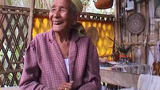 Rice pounding song sung by the late Nang Am [upl. by Berk]