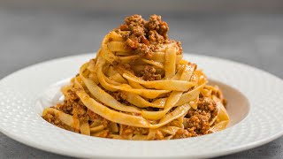 Ragù alla Bolognese ricetta classica come la cucinava mia nonna [upl. by Cestar583]