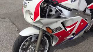 YAMAHA FZR 1000 EXUP 1990 [upl. by Rahas]