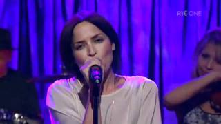 Andrea Corr  Tinseltown in the Rain Late Late Show  20 May 2011 [upl. by Makell]