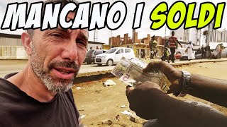 Qui MANCANO i SOLDI 😵 Angola 👉 Giro del MONDO in CAMPER 4x4 ✌️ Lasciamo la Capitale Luanda [upl. by Joris]