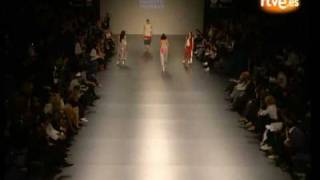 Madrid Fashion Week Marta Montoto y Roberto Piqueras [upl. by Aseneg]