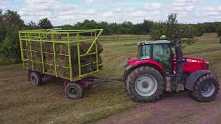 Grasernte mit Claas Liner 4000 Quadrant 3200 und Massey Ferguson 7726  Grass harvest [upl. by Ahcatan]