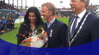 Dirk Kuijt Ridder in de orde van Oranje Nassau [upl. by Ydeh506]