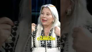 ELISA CARRIÓ quotVOY AL PUEBLO EN CAMISÓN Y BATA NO LE TENGO MIEDO AL RIDÍCULOquot [upl. by Arakahs]