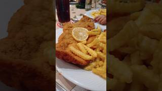 Schnitzel schnitzel essen lecker [upl. by Danni]