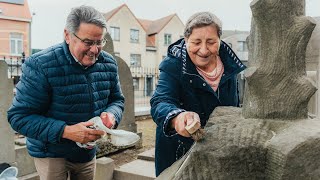 Samen graven reinigen en herdenken op Reveil [upl. by Denis]