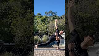 Exercício Compensatório Twisted Lunge Pose tacfit recovery yoga [upl. by Ahsiyk51]