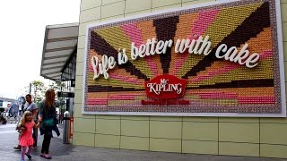 Mr Kipling Edible Billboard Timelapse by Michelle Sugar Art [upl. by Nad]