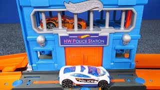 Hot Wheels Downtown Police Station Breakout NEW 2018 Hot Wheels Play Set hotwheelscity [upl. by Eilsew]