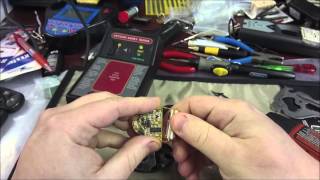 Changing the battery of KARR ELVAT5H Remote [upl. by Droffig500]