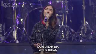 Seorang Anak Tlah Lahir  Melitha Sidabutar Live at GSJS [upl. by Aekal781]