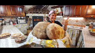 Pane con il lievito madre impasto a mano come una volta cotto nel forno a legna e forno elettrico🍔🍔🍔 [upl. by Eecats]