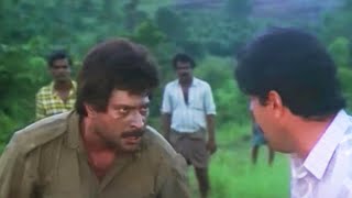 quotമമ്മൂക്കയുടെ മാസ്സ് സീൻquot Mammootty Mass Scene  Mrugaya [upl. by Suidualc]