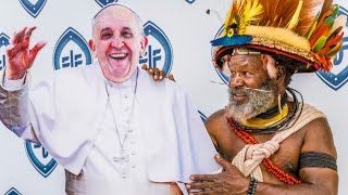 La PapouasieNouvelleGuinée accueille le pape François [upl. by Ardnazxela]